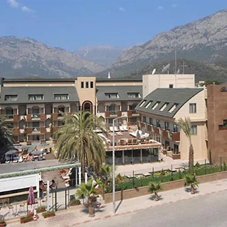 Hotel Ambassador Plaza 4*